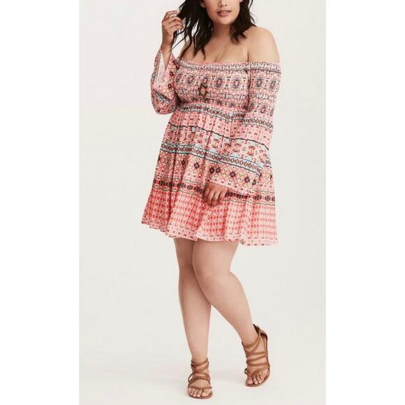 Torrid Mosaic Print Smocked Bell Sleeve Off The Shoulders Mini Dress Size 2X - Picture 3 of 10